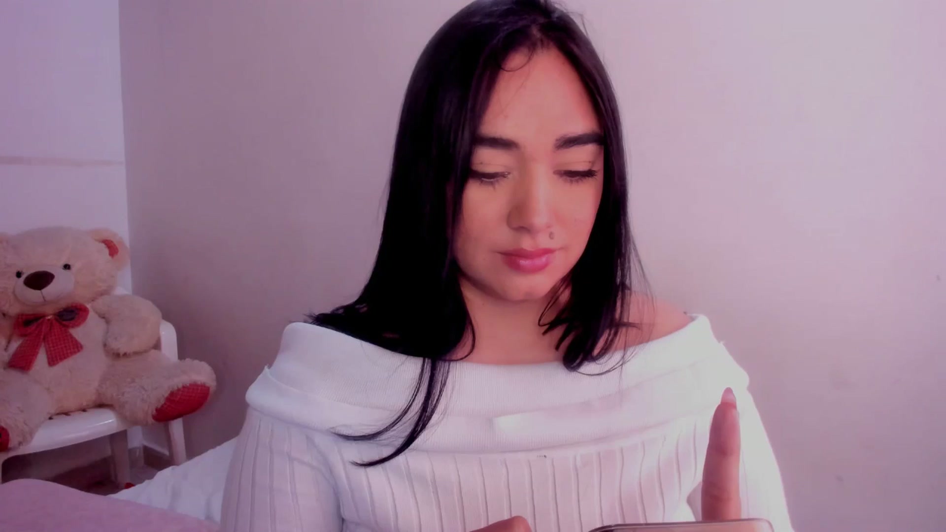 Gallery image thumbnail from CamiiHerrera's myfreecams stream on, 12/27/2025, 12:28 image 18 of 20