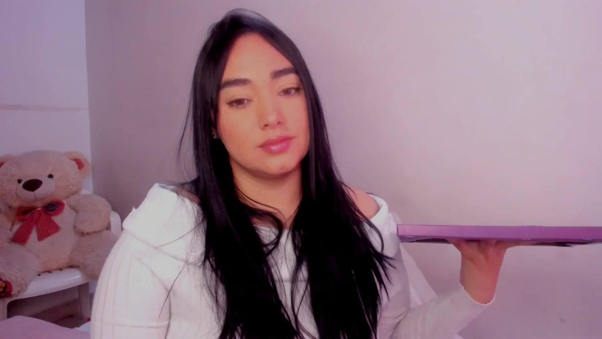 Gallery image thumbnail from CamiiHerrera's myfreecams stream on, 12/27/2025, 12:28 image 4 of 20
