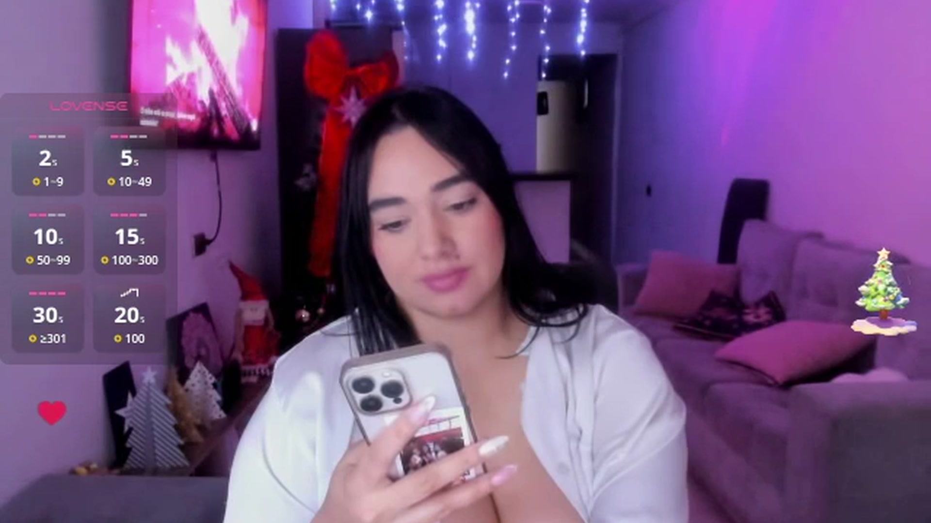 Gallery image thumbnail from CamiiHerrera's myfreecams stream on, 12/31/2025, 08:53 image 7 of 20