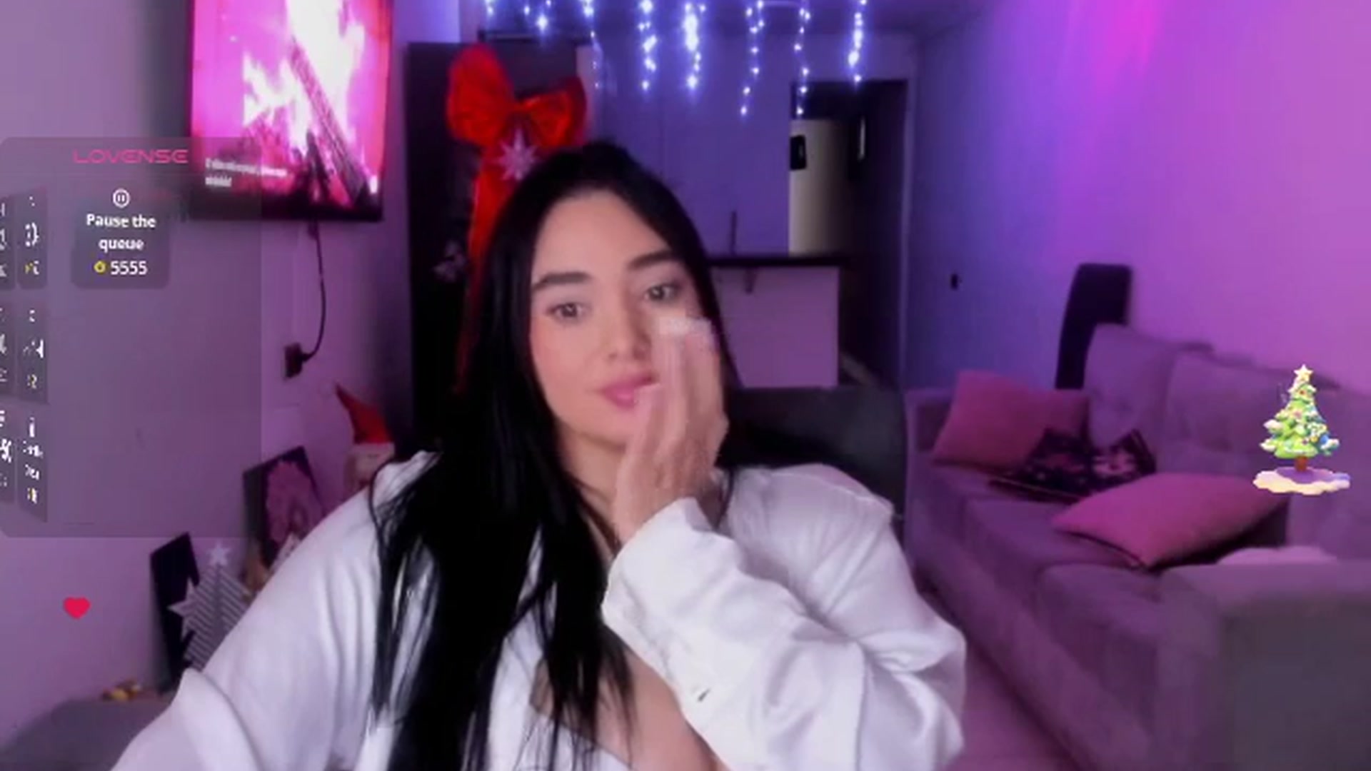 Gallery image thumbnail from CamiiHerrera's myfreecams stream on, 12/31/2025, 08:53 image 18 of 20