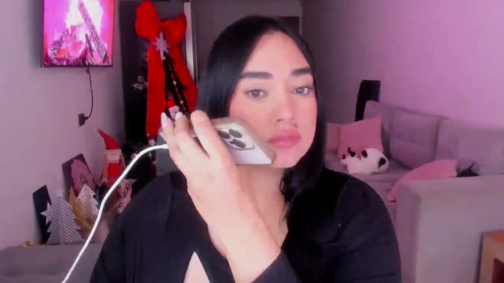 Gallery image thumbnail from CamiiHerrera's myfreecams stream on, 01/03/2026, 13:38 image 10 of 20