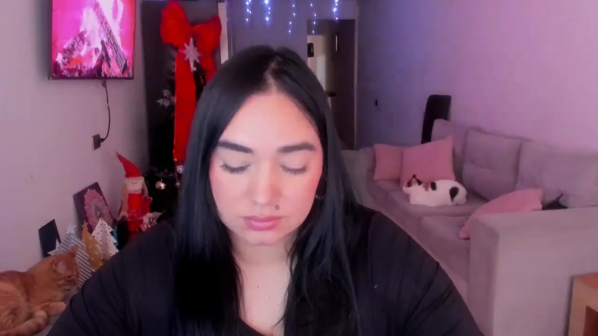 Gallery image thumbnail from CamiiHerrera's myfreecams stream on, 01/03/2026, 13:38 image 20 of 20