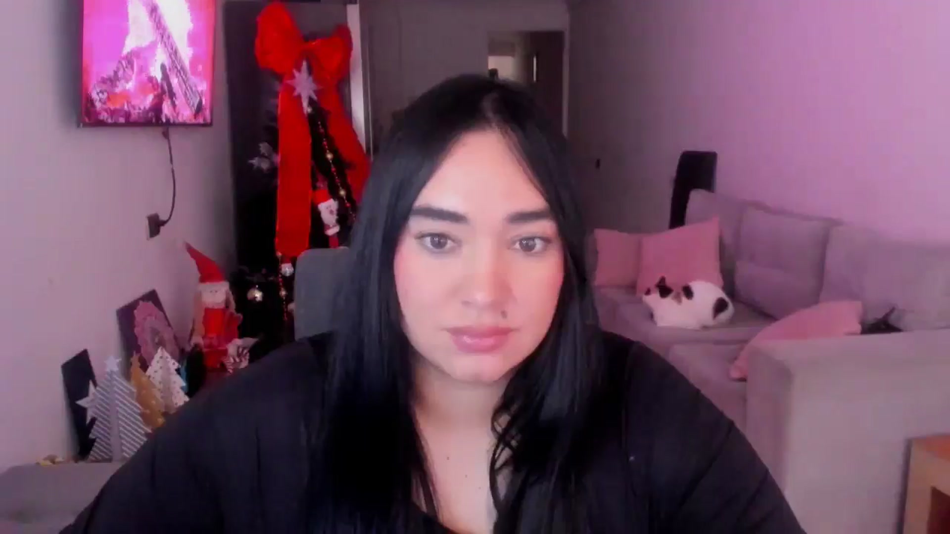Gallery image thumbnail from CamiiHerrera's myfreecams stream on, 01/03/2026, 13:38 image 14 of 20