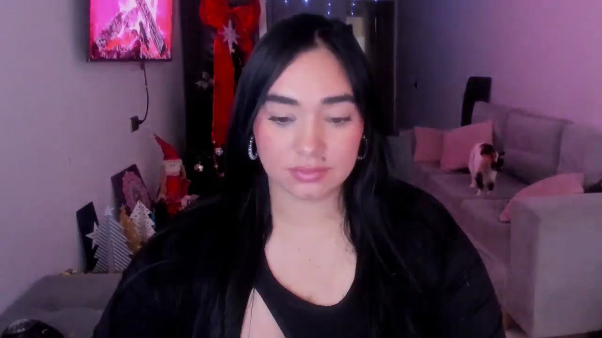 Gallery image thumbnail from CamiiHerrera's myfreecams stream on, 01/03/2026, 16:05 image 12 of 20