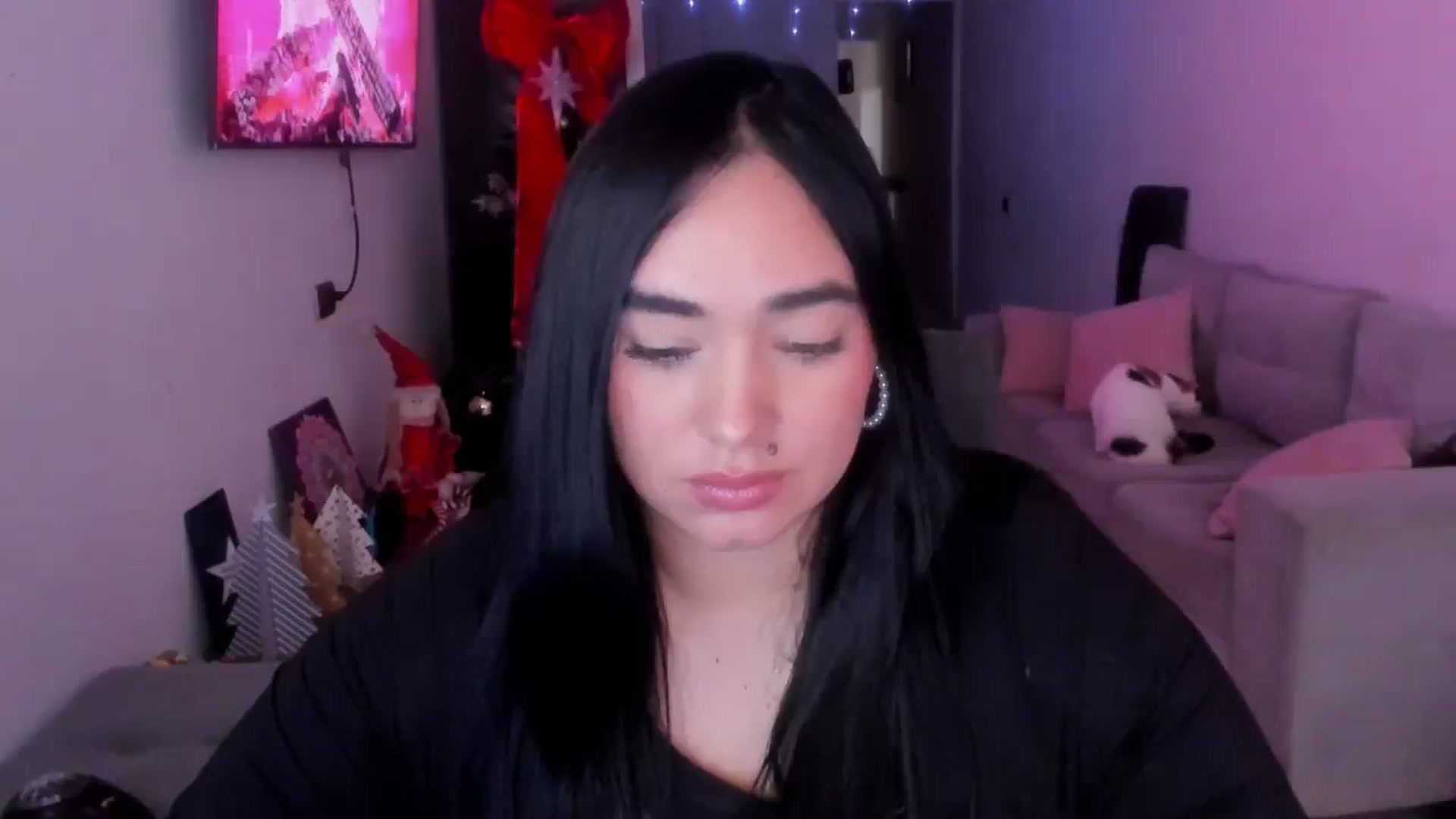 Gallery image thumbnail from CamiiHerrera's myfreecams stream on, 01/03/2026, 16:05 image 13 of 20