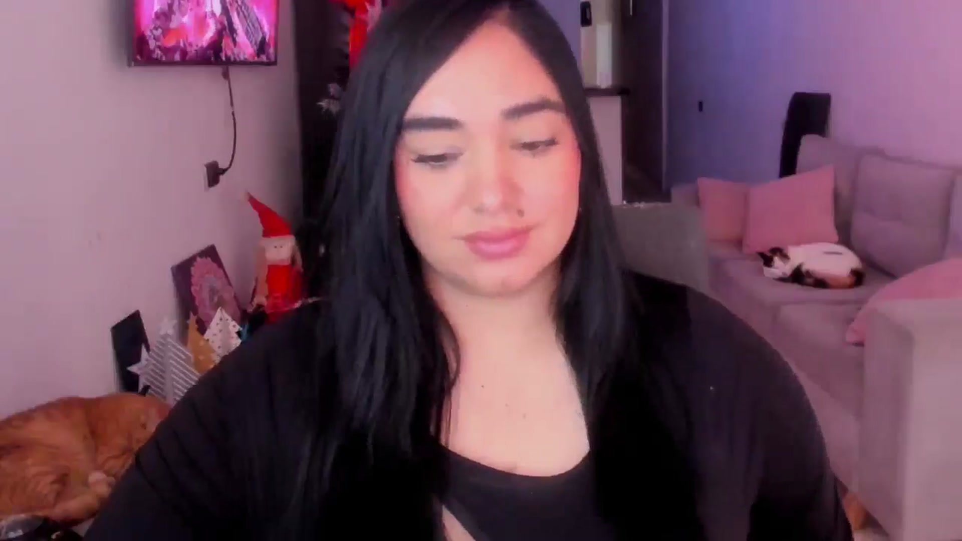 Gallery image thumbnail from CamiiHerrera's myfreecams stream on, 01/03/2026, 16:05 image 2 of 20