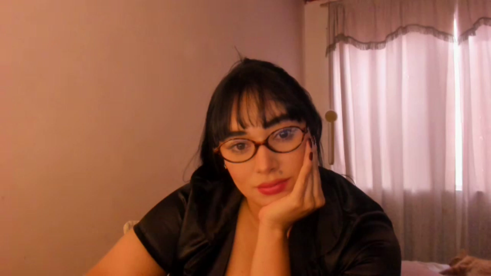 Gallery image thumbnail from CamiiHerrera's myfreecams stream on, 04/15/2026, 20:01 image 5 of 20