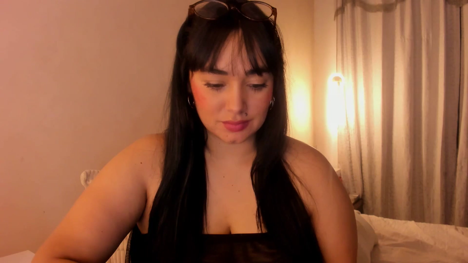 Gallery image thumbnail from CamiiHerrera's myfreecams stream on, 04/23/2026, 06:50 image 4 of 20