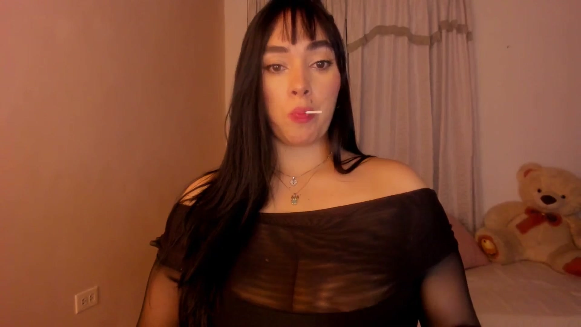 Gallery image thumbnail from CamiiHerrera's myfreecams stream on, 05/05/2026, 06:10 image 3 of 20