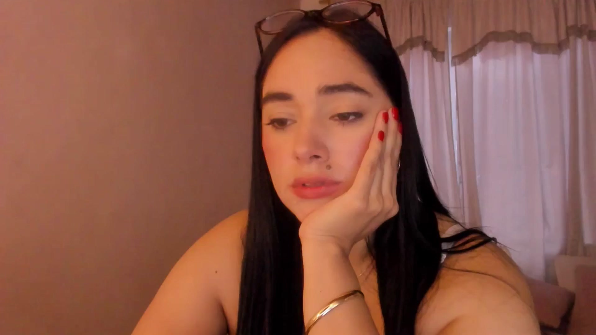 Gallery image thumbnail from CamiiHerrera's myfreecams stream on, 05/05/2026, 22:03 image 20 of 20