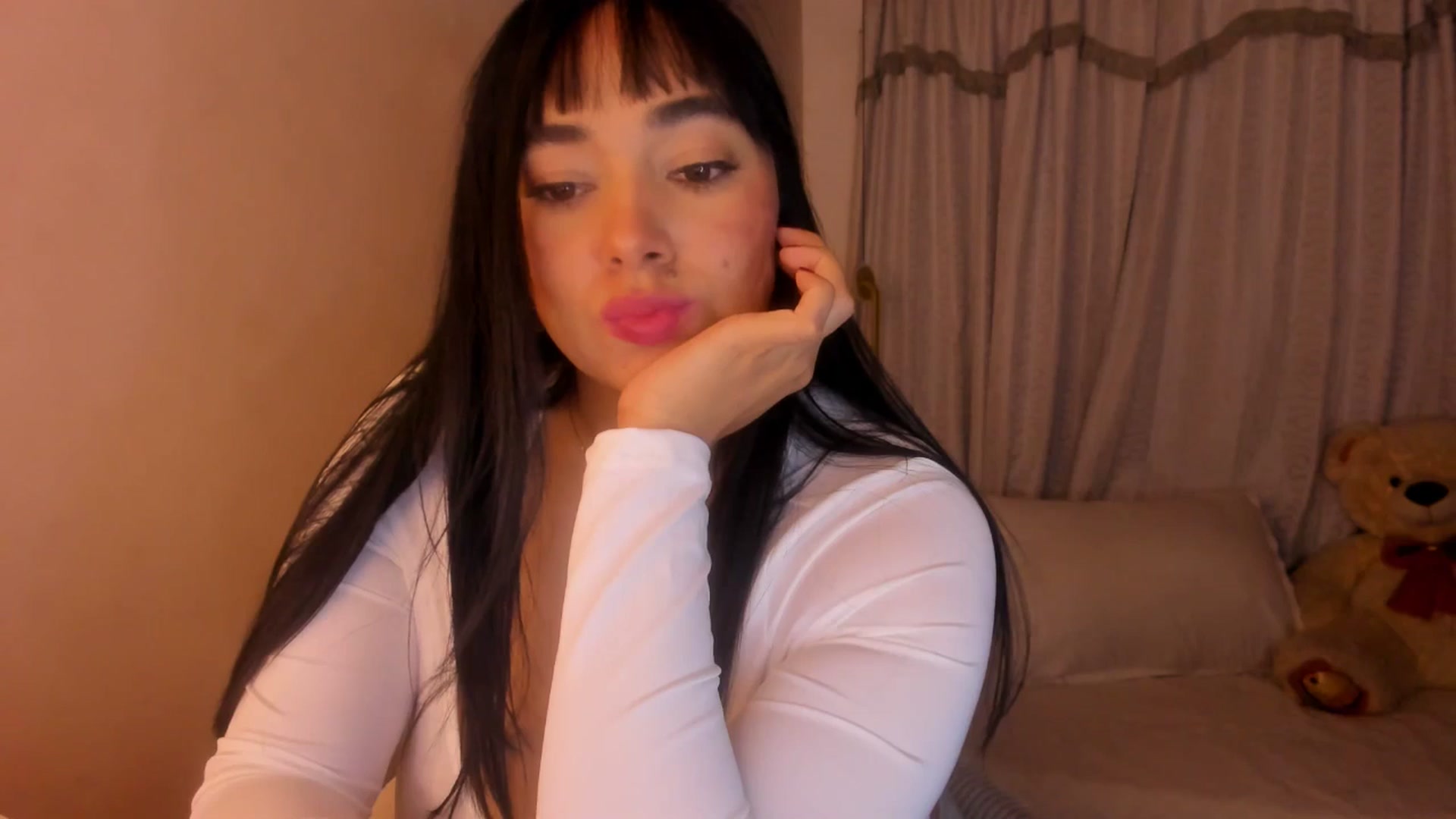 Gallery image thumbnail from CamiiHerrera's myfreecams stream on, 05/11/2026, 07:16 image 8 of 20