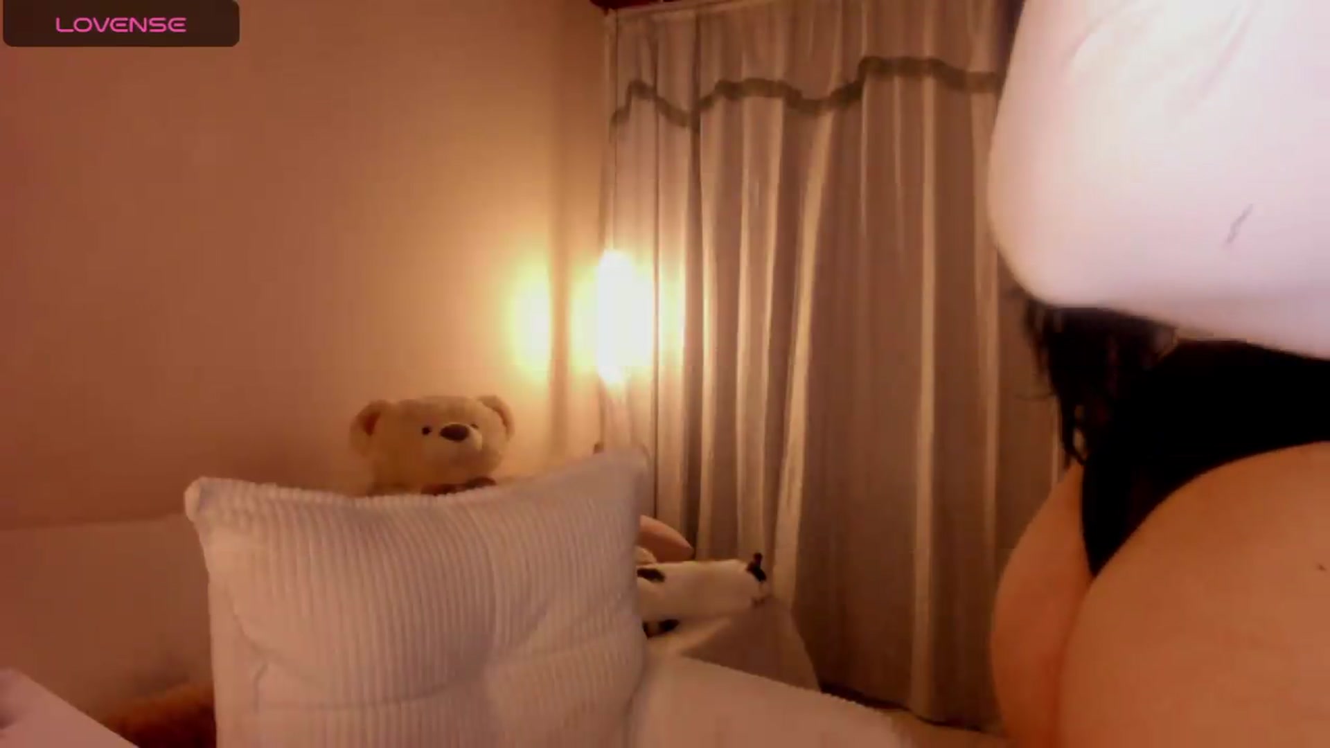 Gallery image thumbnail from CamiiHerrera's myfreecams stream on, 05/14/2026, 08:13 image 8 of 20