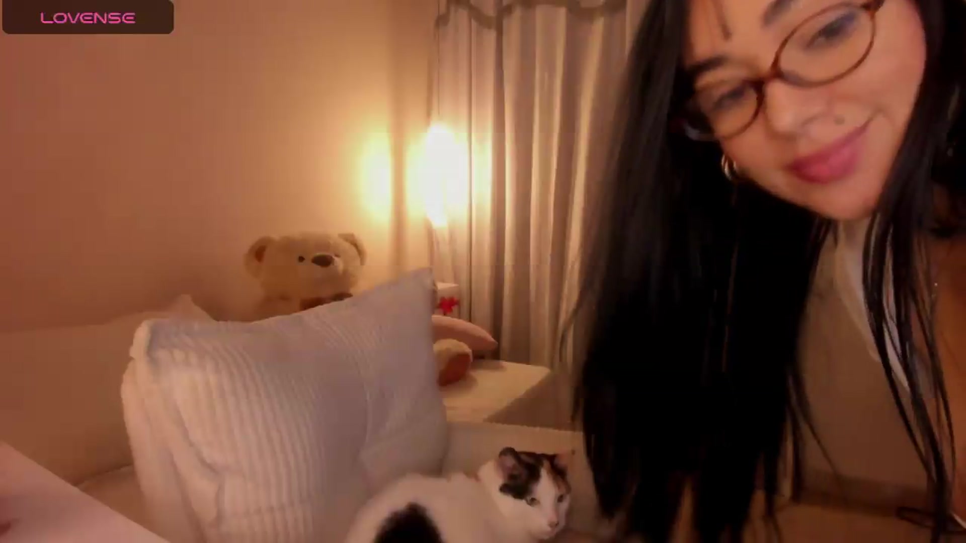 Gallery image thumbnail from CamiiHerrera's myfreecams stream on, 05/14/2026, 08:13 image 5 of 20
