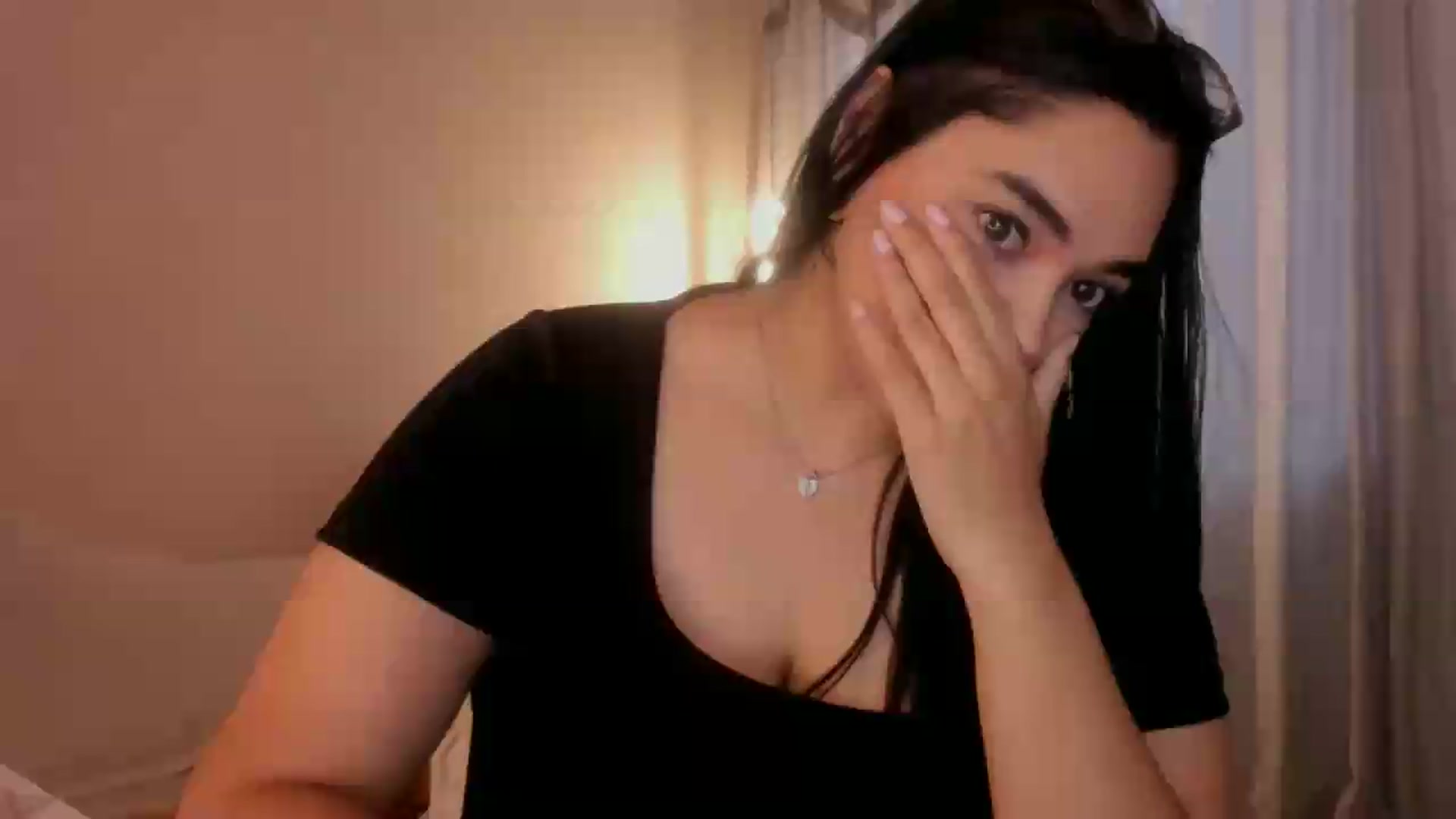 Gallery image thumbnail from CamiiHerrera's myfreecams stream on, 05/14/2026, 22:55 image 13 of 20
