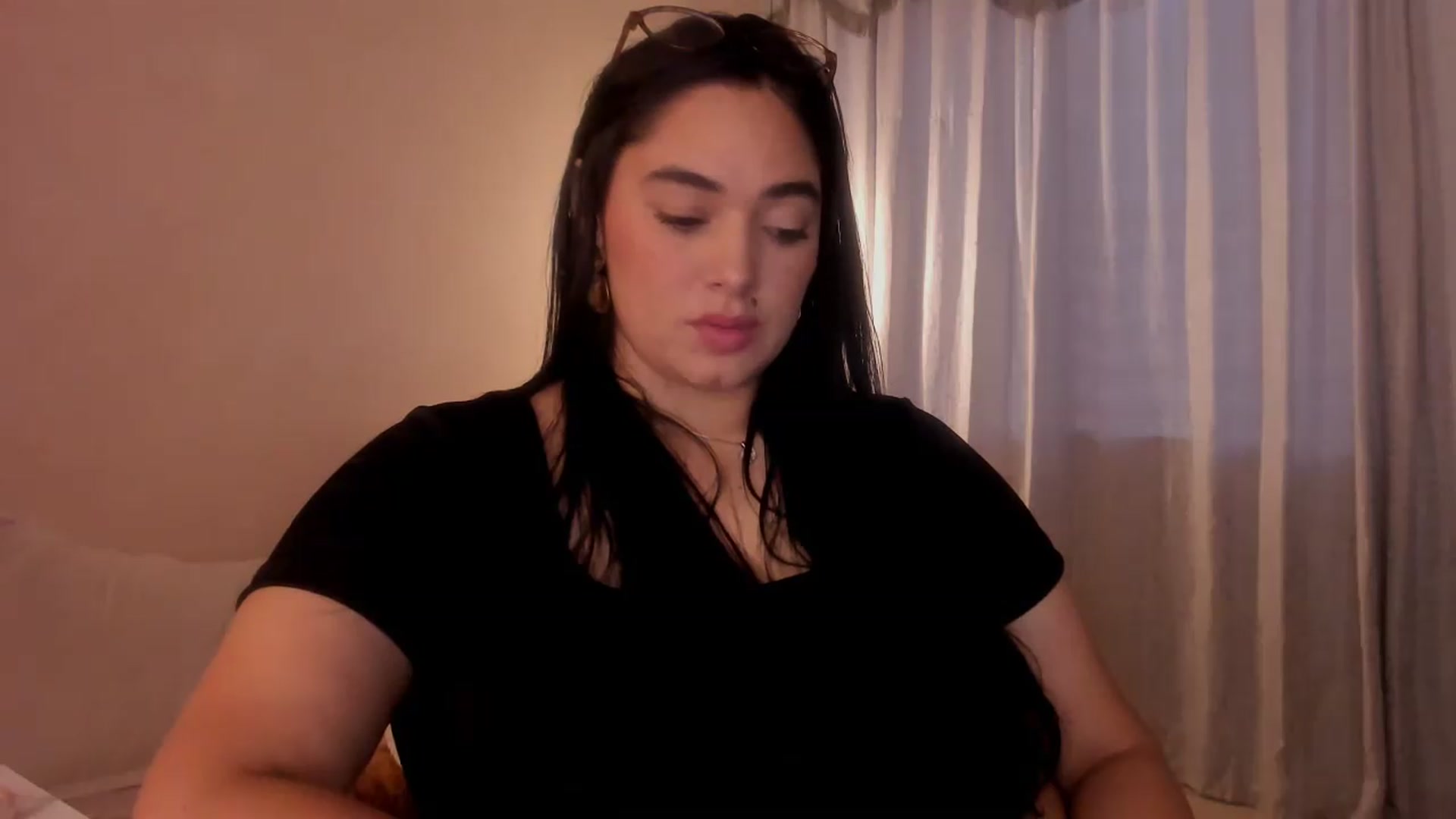 Gallery image thumbnail from CamiiHerrera's myfreecams stream on, 05/14/2026, 22:55 image 20 of 20