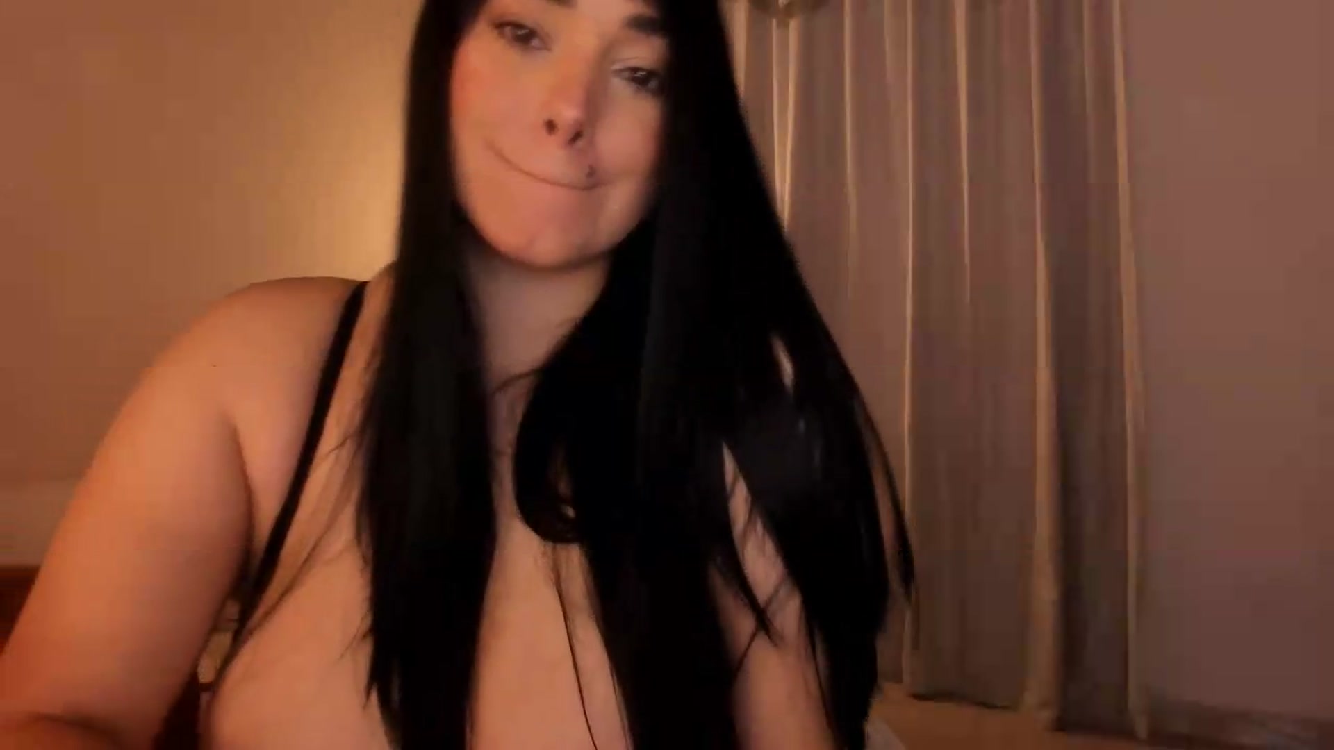 Gallery image thumbnail from CamiiHerrera's myfreecams stream on, 05/20/2026, 06:46 image 20 of 20