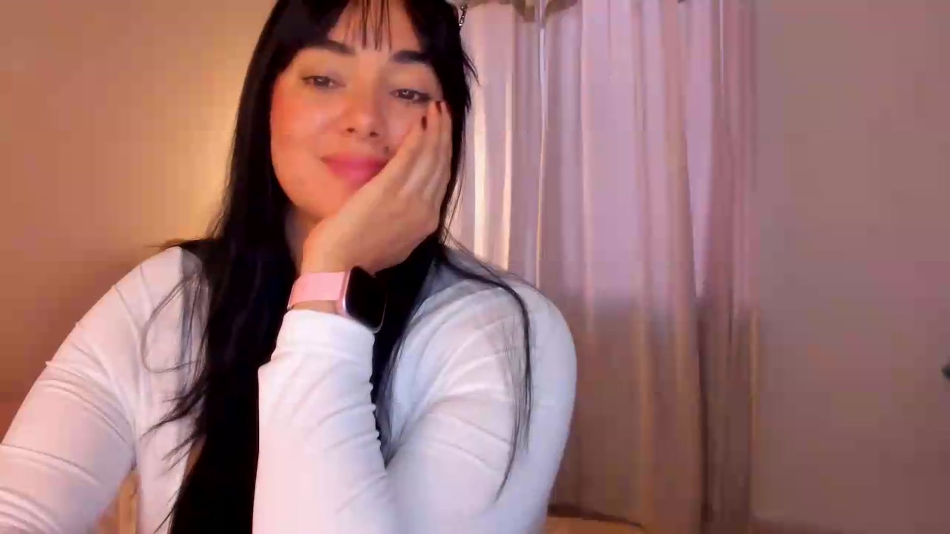 Gallery image thumbnail from CamiiHerrera's myfreecams stream on, 05/28/2026, 11:20 image 12 of 20