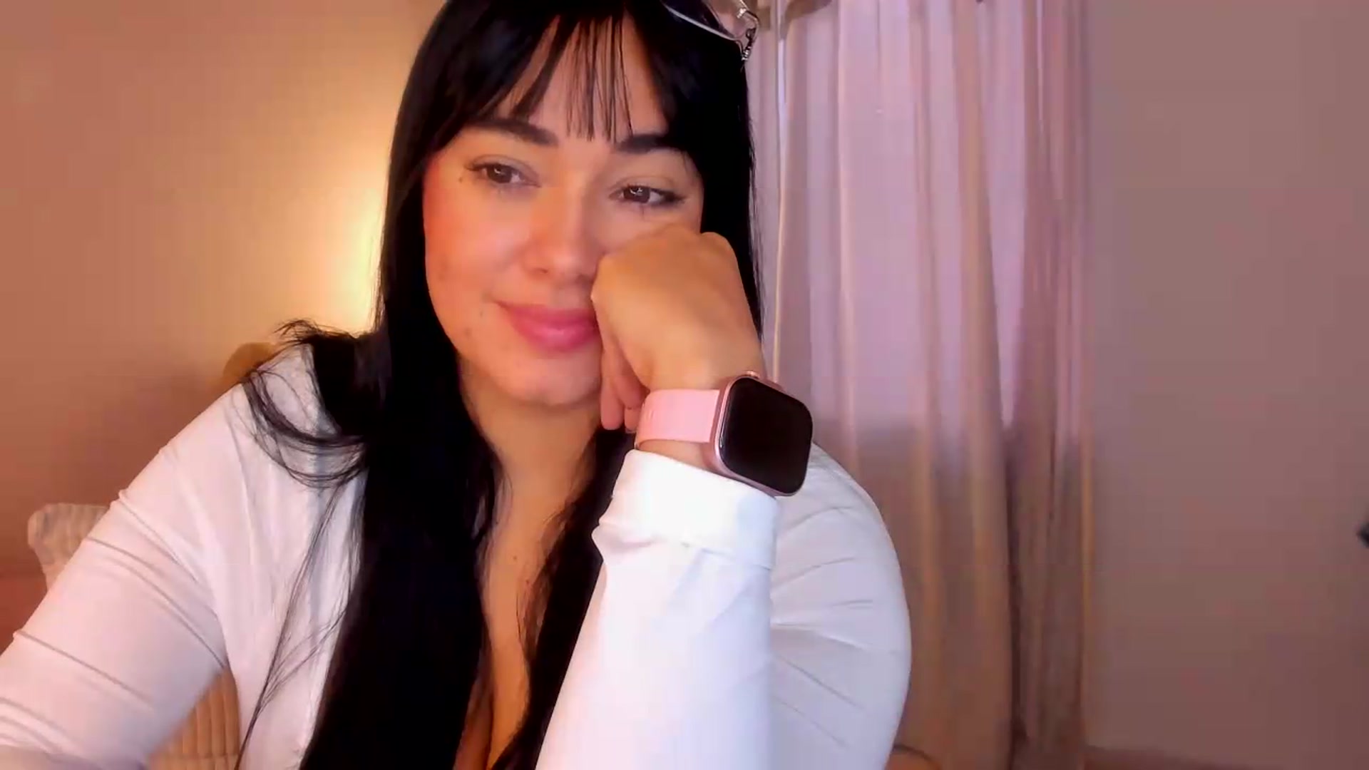 Gallery image thumbnail from CamiiHerrera's myfreecams stream on, 05/28/2026, 11:20 image 14 of 20