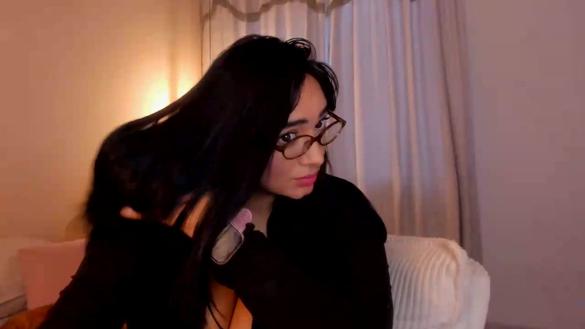 Gallery image thumbnail from CamiiHerrera's myfreecams stream on, 05/29/2026, 11:19 image 17 of 20