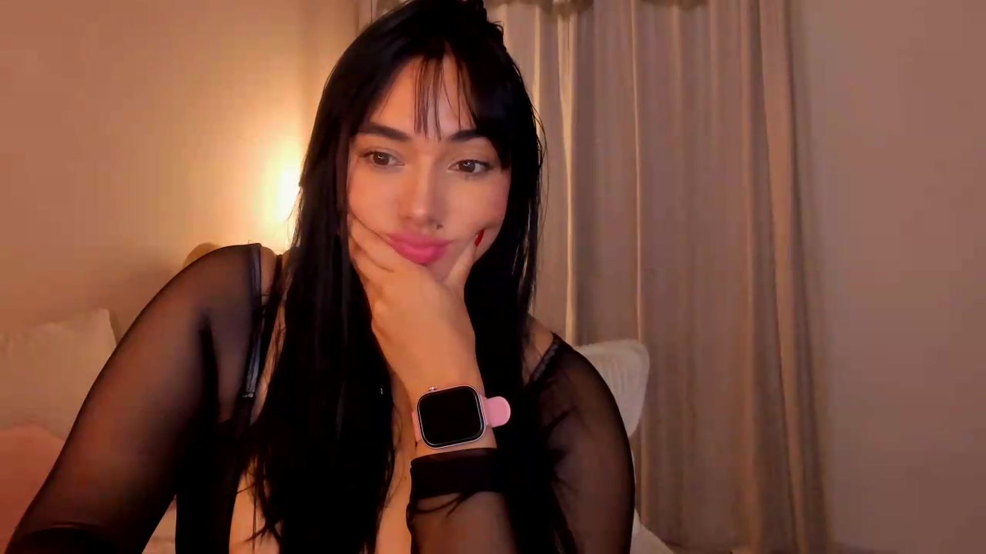 Gallery image thumbnail from CamiiHerrera's myfreecams stream on, 06/01/2026, 07:18 image 19 of 20