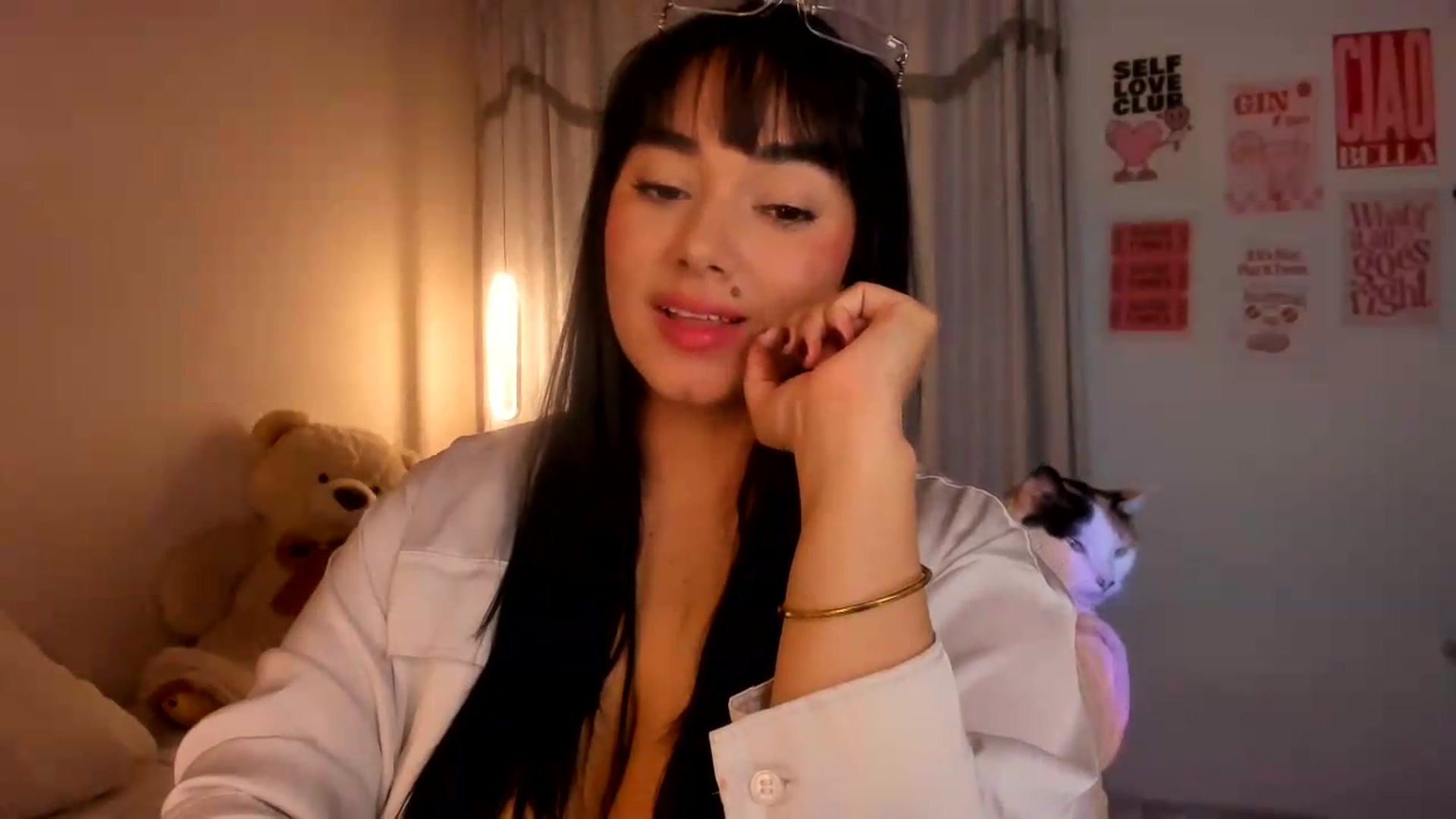 Gallery image thumbnail from CamiiHerrera's myfreecams stream on, 06/10/2026, 09:01 image 13 of 20
