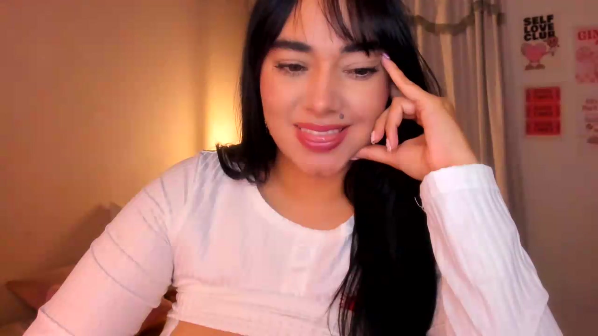 Gallery image thumbnail from CamiiHerrera's myfreecams stream on, 07/07/2026, 08:27 image 14 of 20