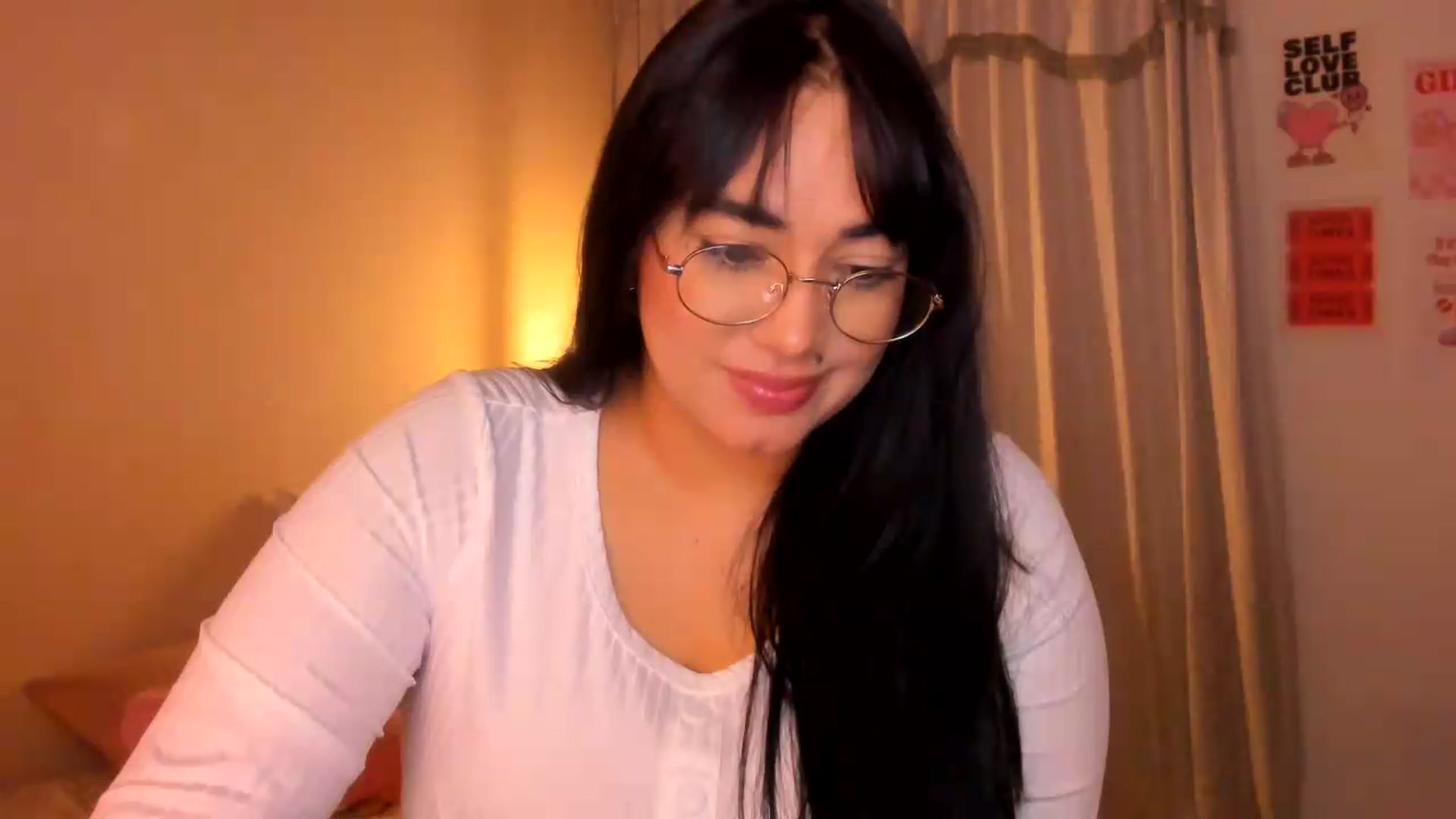 Gallery image thumbnail from CamiiHerrera's myfreecams stream on, 07/07/2026, 08:27 image 3 of 20