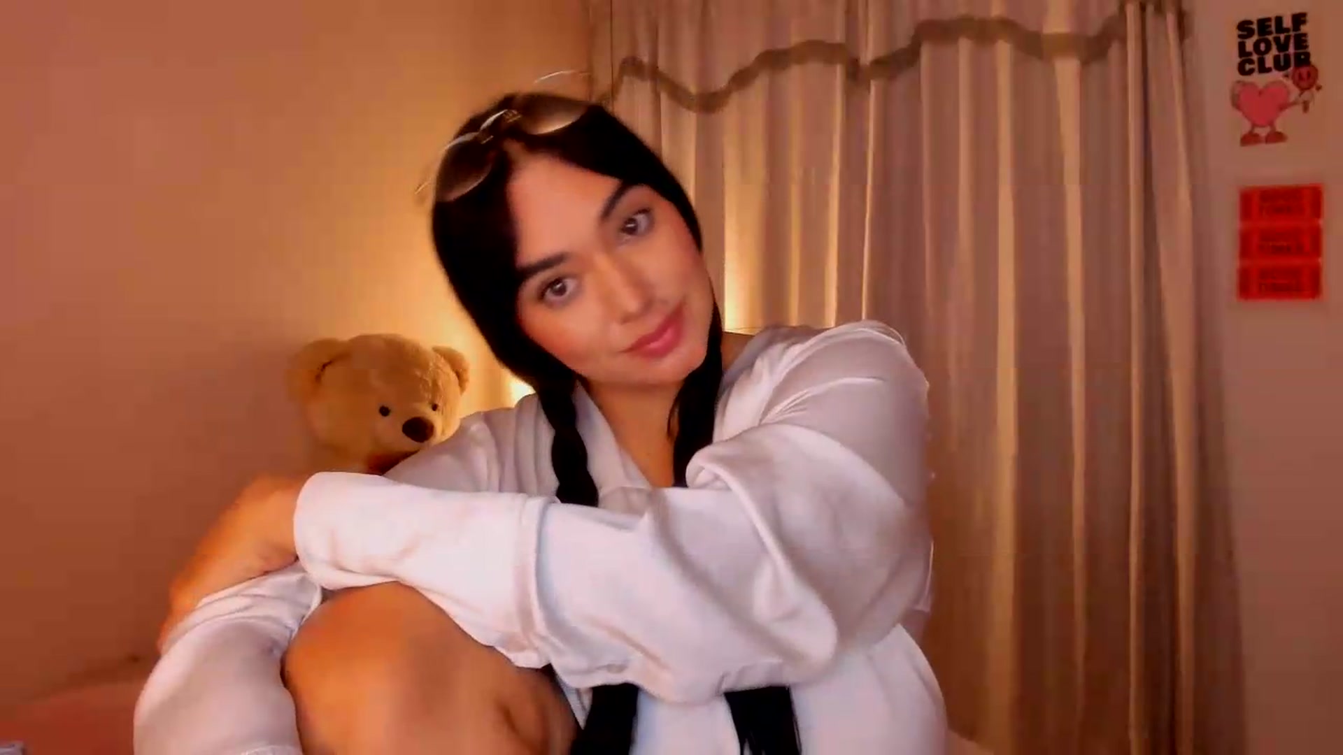 Gallery image thumbnail from CamiiHerrera's myfreecams stream on, 07/08/2026, 08:34 image 14 of 20