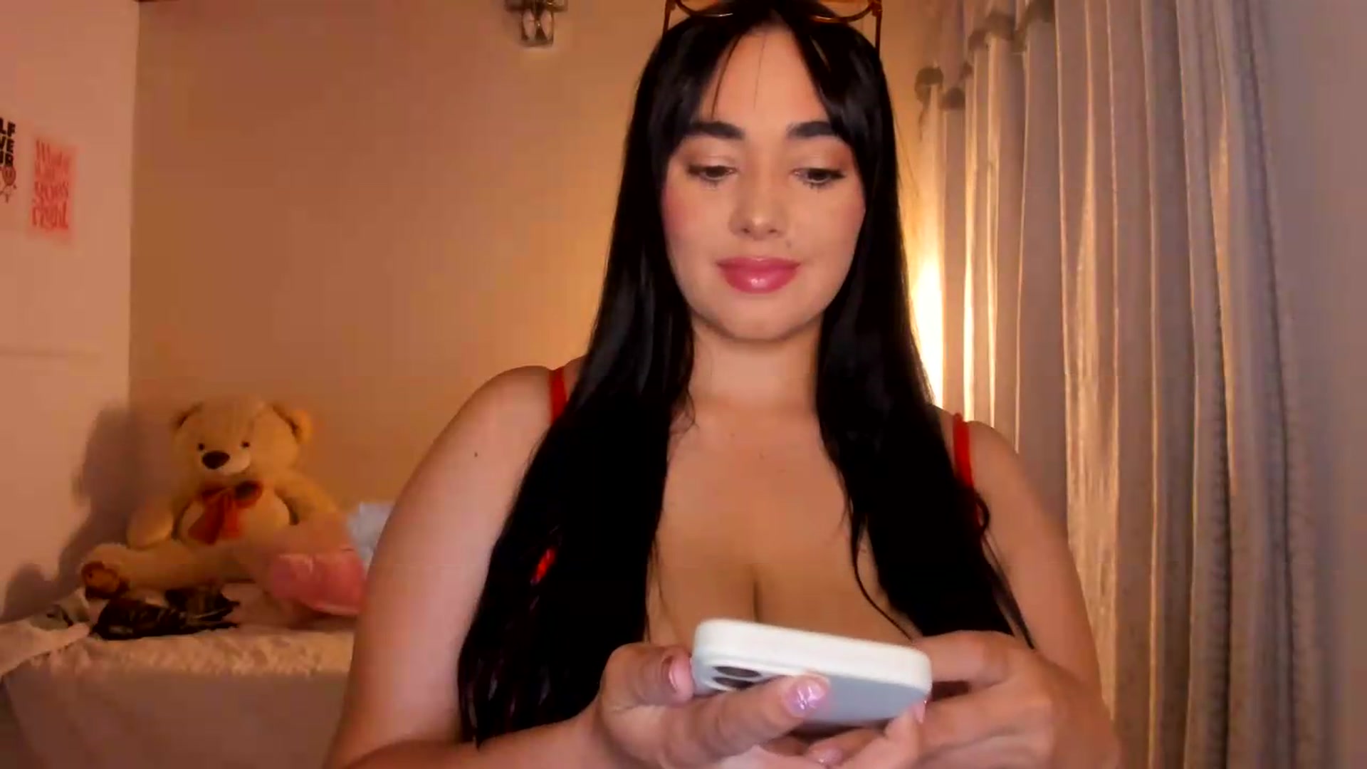 Gallery image thumbnail from CamiiHerrera's myfreecams stream on, 07/20/2026, 07:30 image 11 of 20