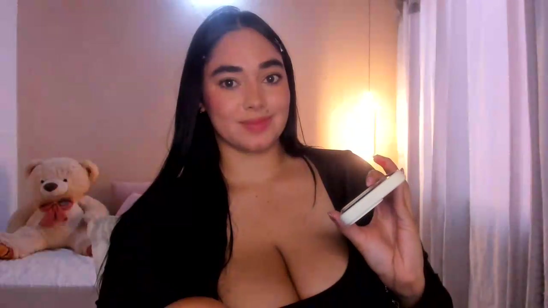 Gallery image thumbnail from CamiiHerrera's myfreecams stream on, 07/21/2026, 13:00 image 9 of 20