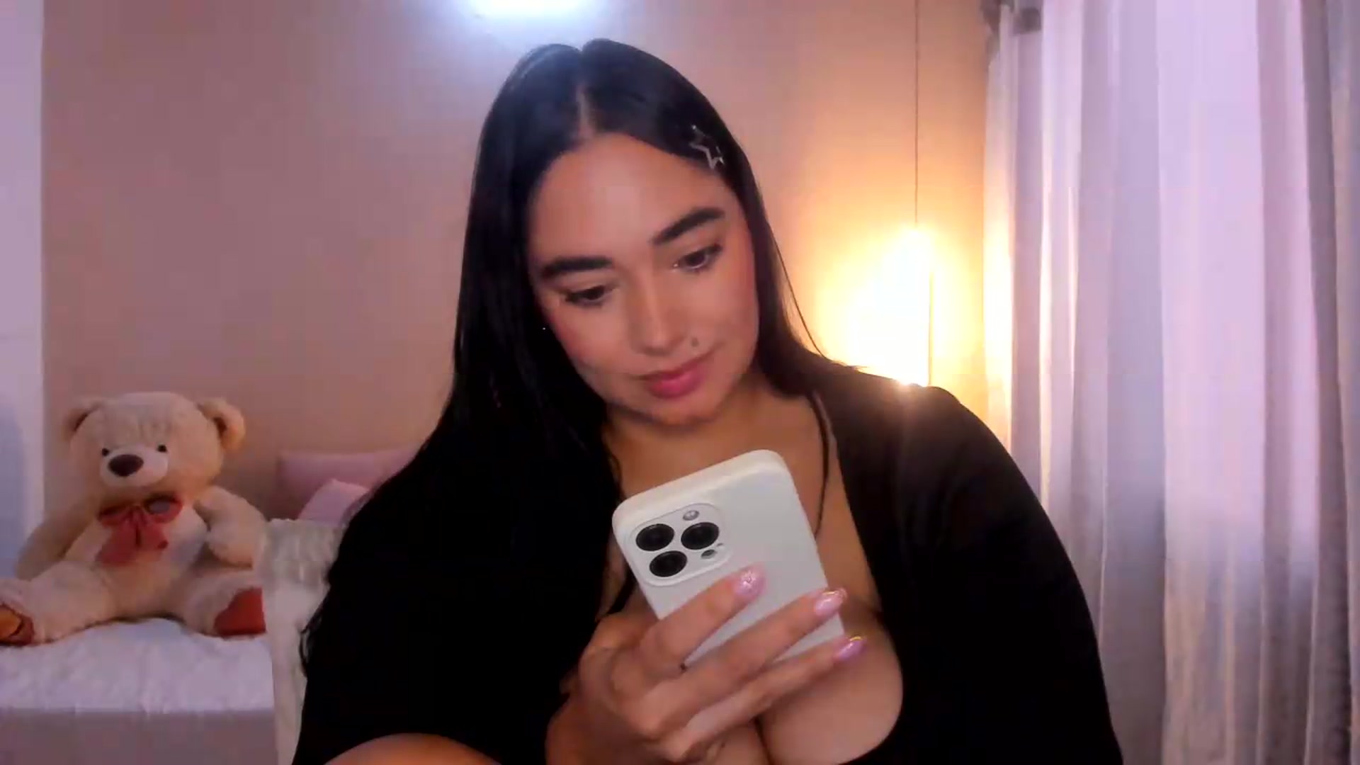 Gallery image thumbnail from CamiiHerrera's myfreecams stream on, 07/21/2026, 13:00 image 8 of 20