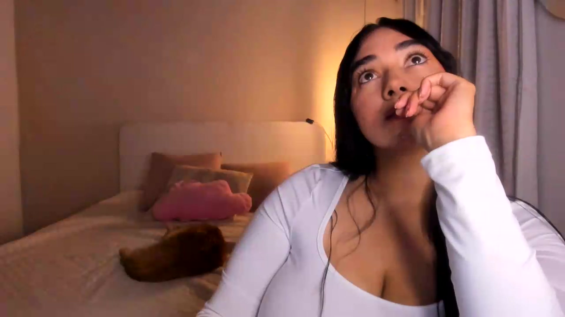 Gallery image thumbnail from CamiiHerrera's myfreecams stream on, 07/23/2026, 09:21 image 17 of 20