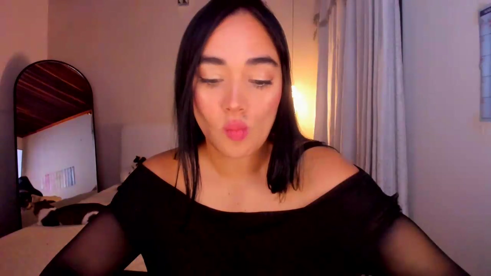 Gallery image thumbnail from CamiiHerrera's myfreecams stream on, 08/23/2026, 07:35 image 18 of 20