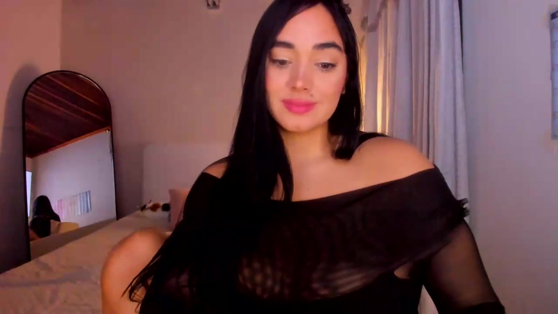 Gallery image thumbnail from CamiiHerrera's myfreecams stream on, 08/23/2026, 09:31 image 16 of 20
