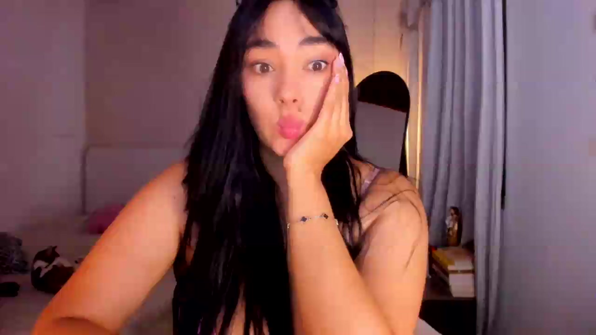 Gallery image thumbnail from CamiiHerrera's myfreecams stream on, 08/31/2026, 10:23 image 3 of 20