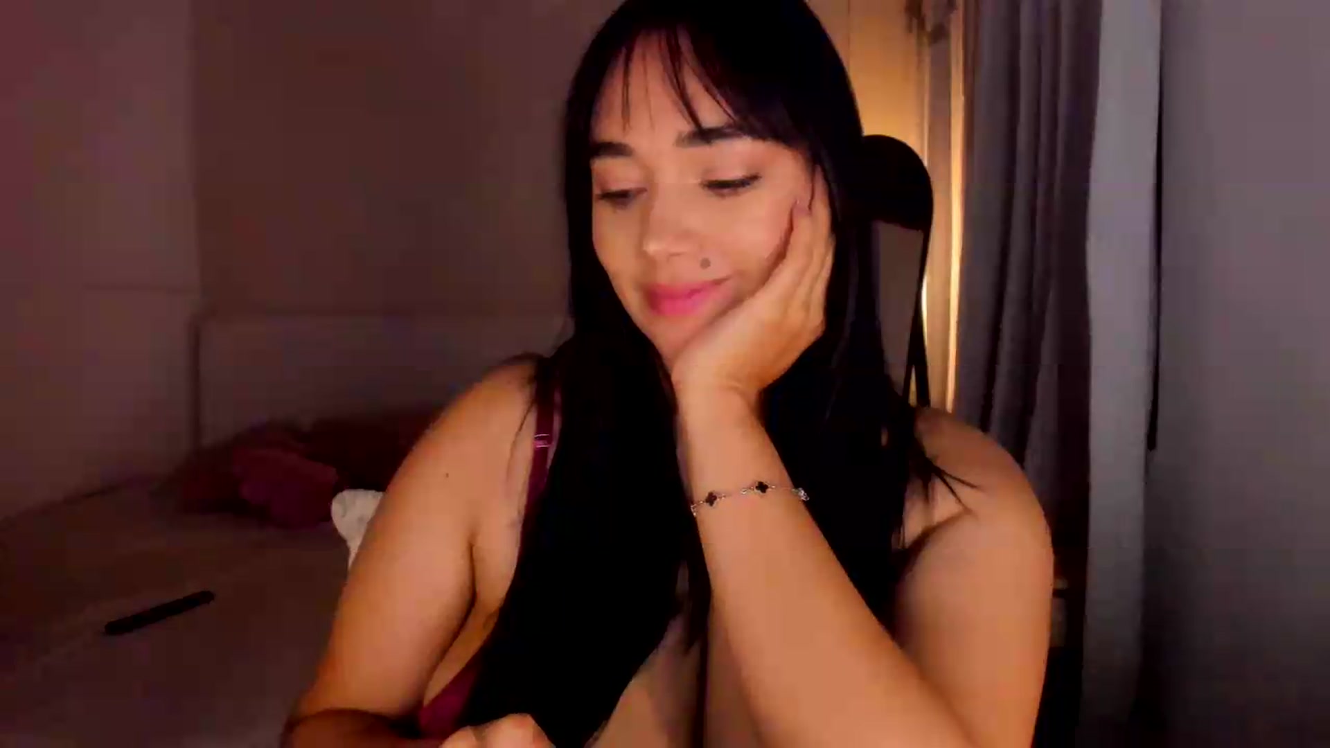 Gallery image thumbnail from CamiiHerrera's myfreecams stream on, 09/02/2026, 07:07 image 17 of 20