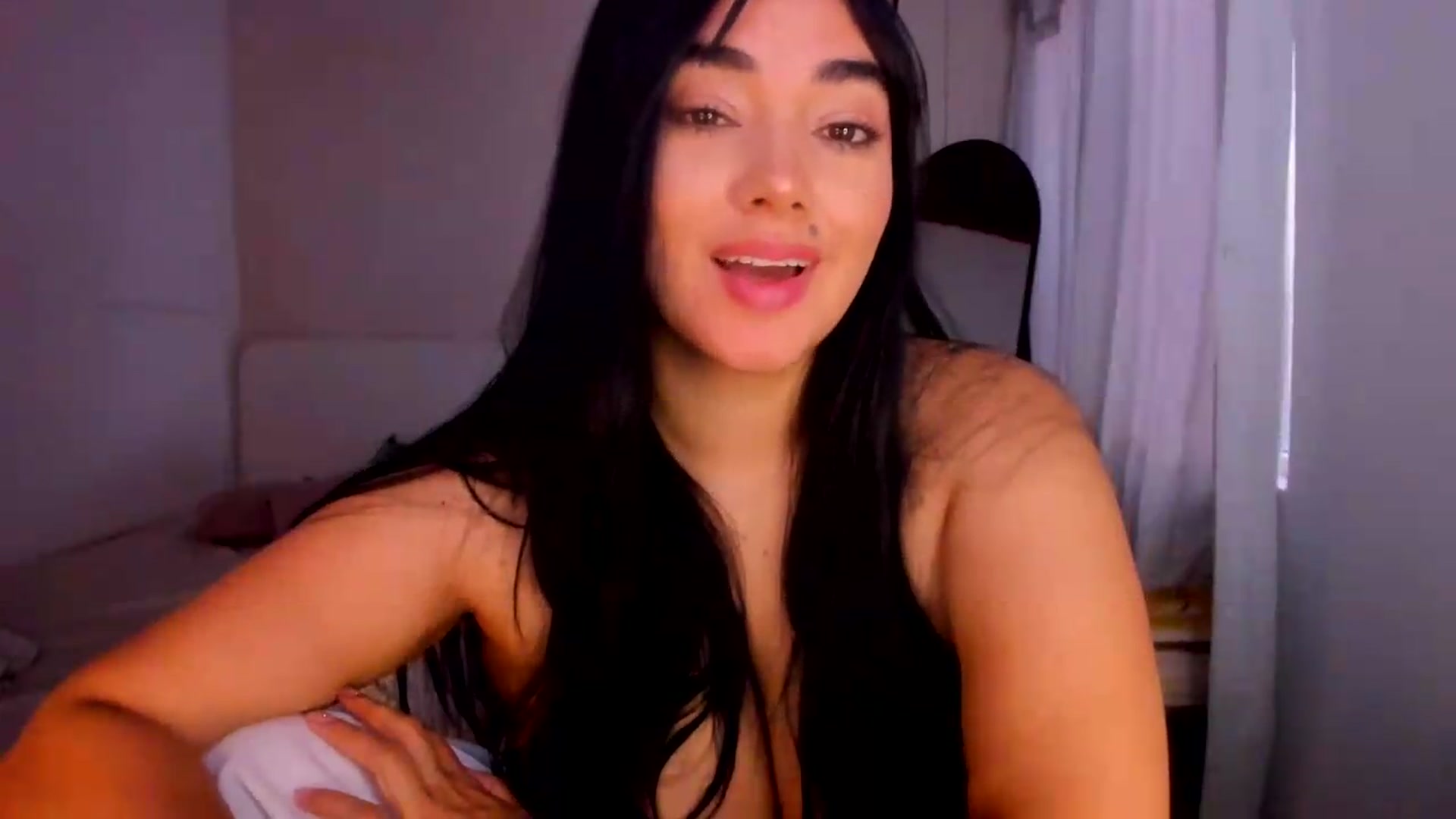 Gallery image thumbnail from CamiiHerrera's myfreecams stream on, 09/02/2026, 11:46 image 10 of 20
