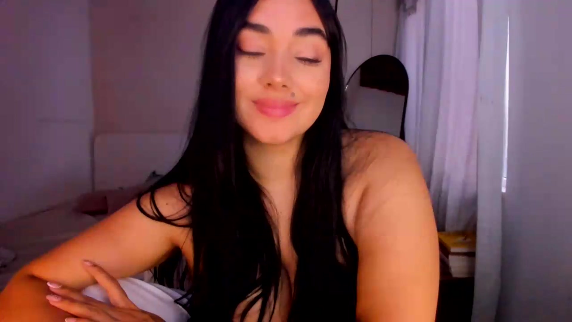 Gallery image thumbnail from CamiiHerrera's myfreecams stream on, 09/02/2026, 11:46 image 14 of 20