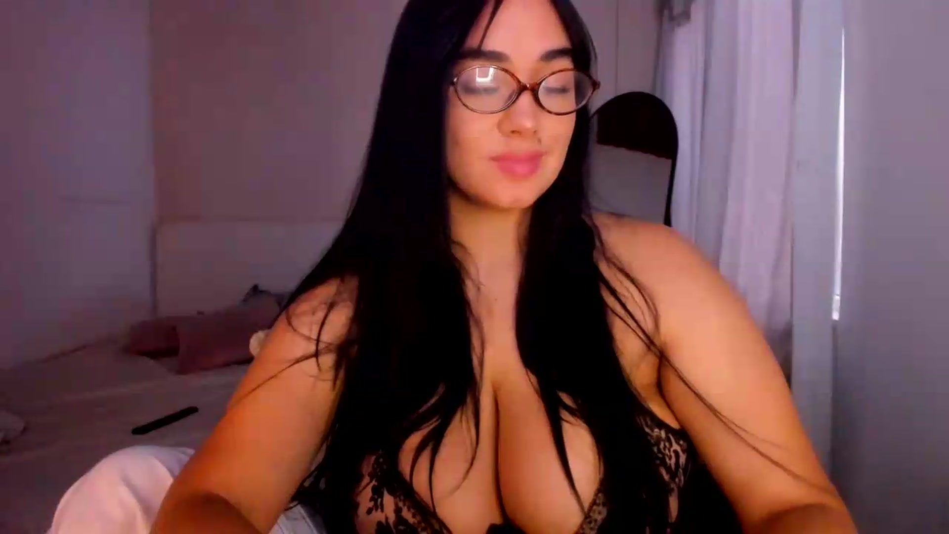 Gallery image thumbnail from CamiiHerrera's myfreecams stream on, 09/02/2026, 11:46 image 18 of 20