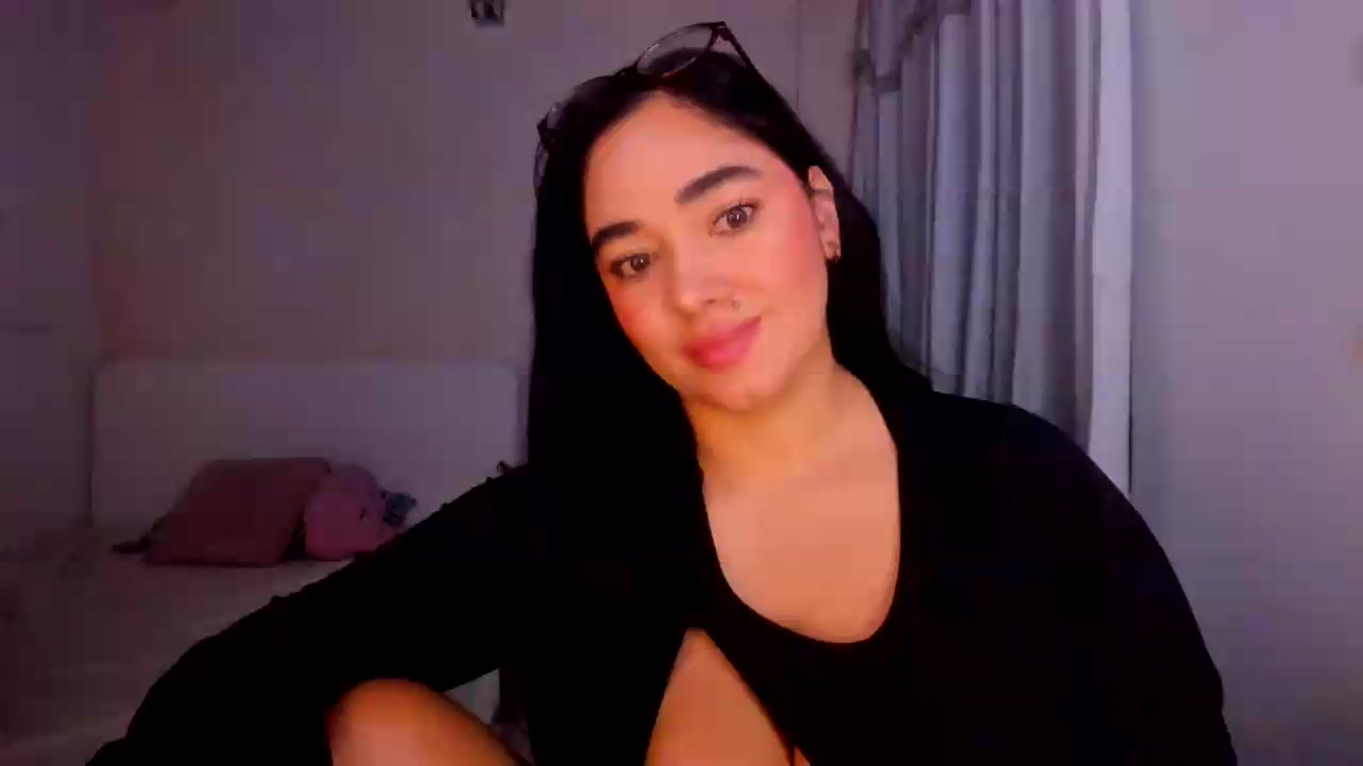 Gallery image thumbnail from CamiiHerrera's myfreecams stream on, 09/04/2026, 09:58 image 1 of 20