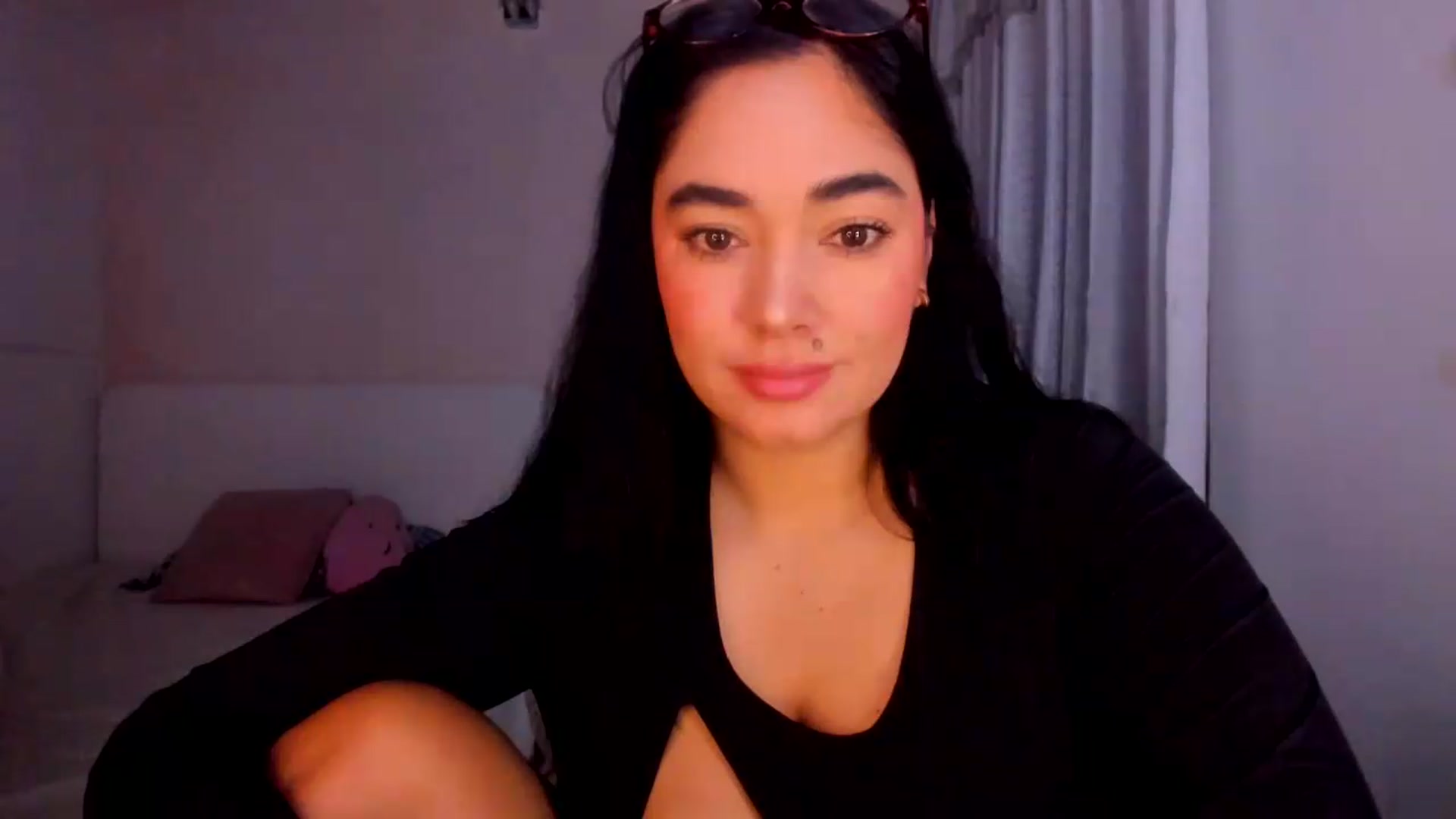 Gallery image thumbnail from CamiiHerrera's myfreecams stream on, 09/04/2026, 09:58 image 10 of 20