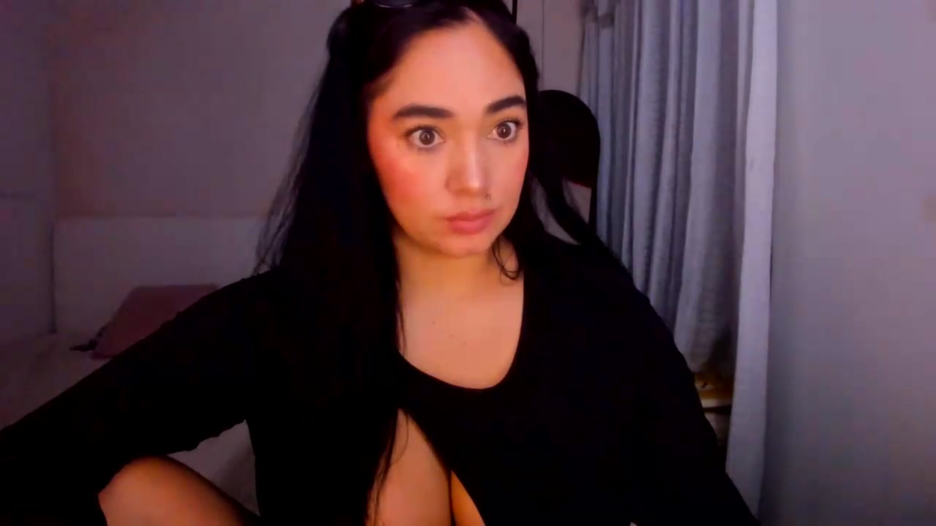 Gallery image thumbnail from CamiiHerrera's myfreecams stream on, 09/04/2026, 11:03 image 16 of 20