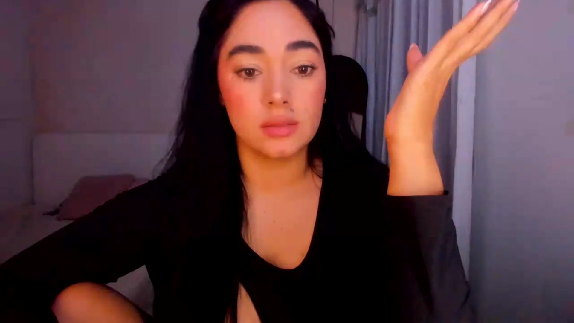 Gallery image thumbnail from CamiiHerrera's myfreecams stream on, 09/04/2026, 11:03 image 18 of 20