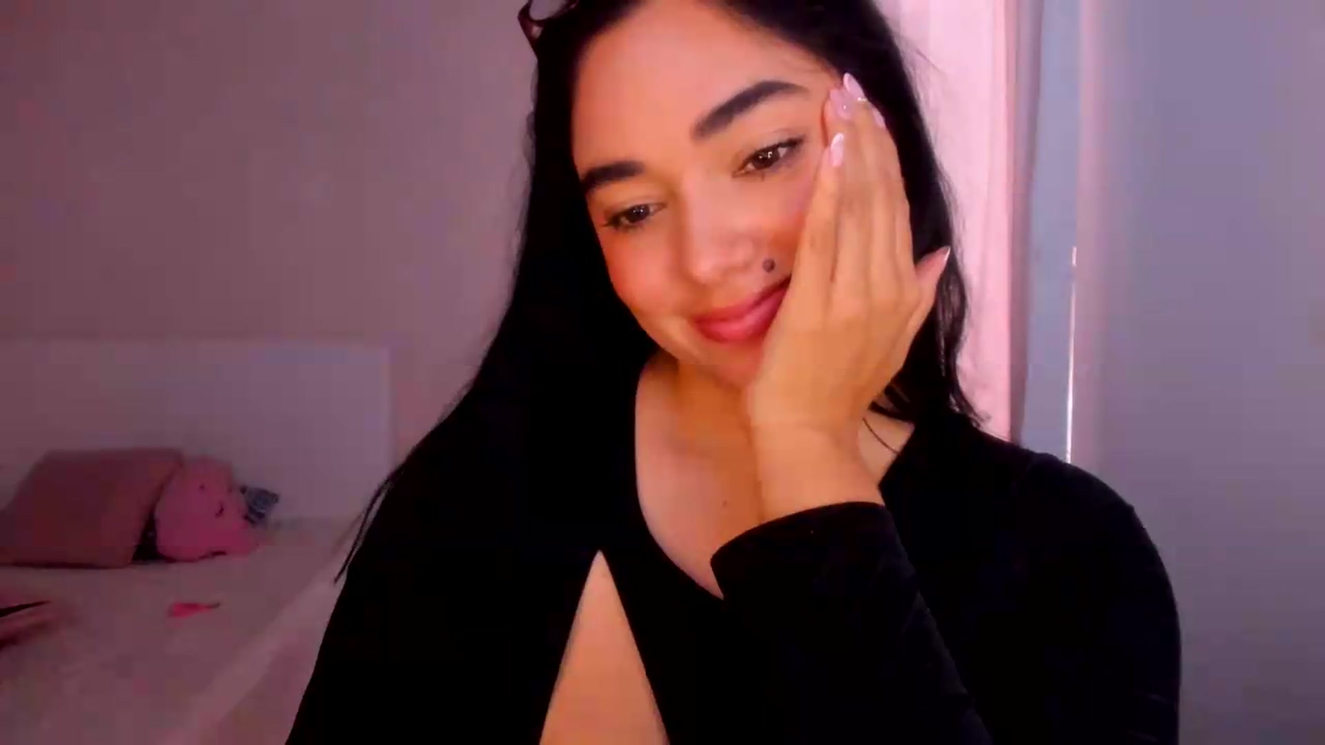 Gallery image thumbnail from CamiiHerrera's myfreecams stream on, 09/04/2026, 12:41 image 14 of 20
