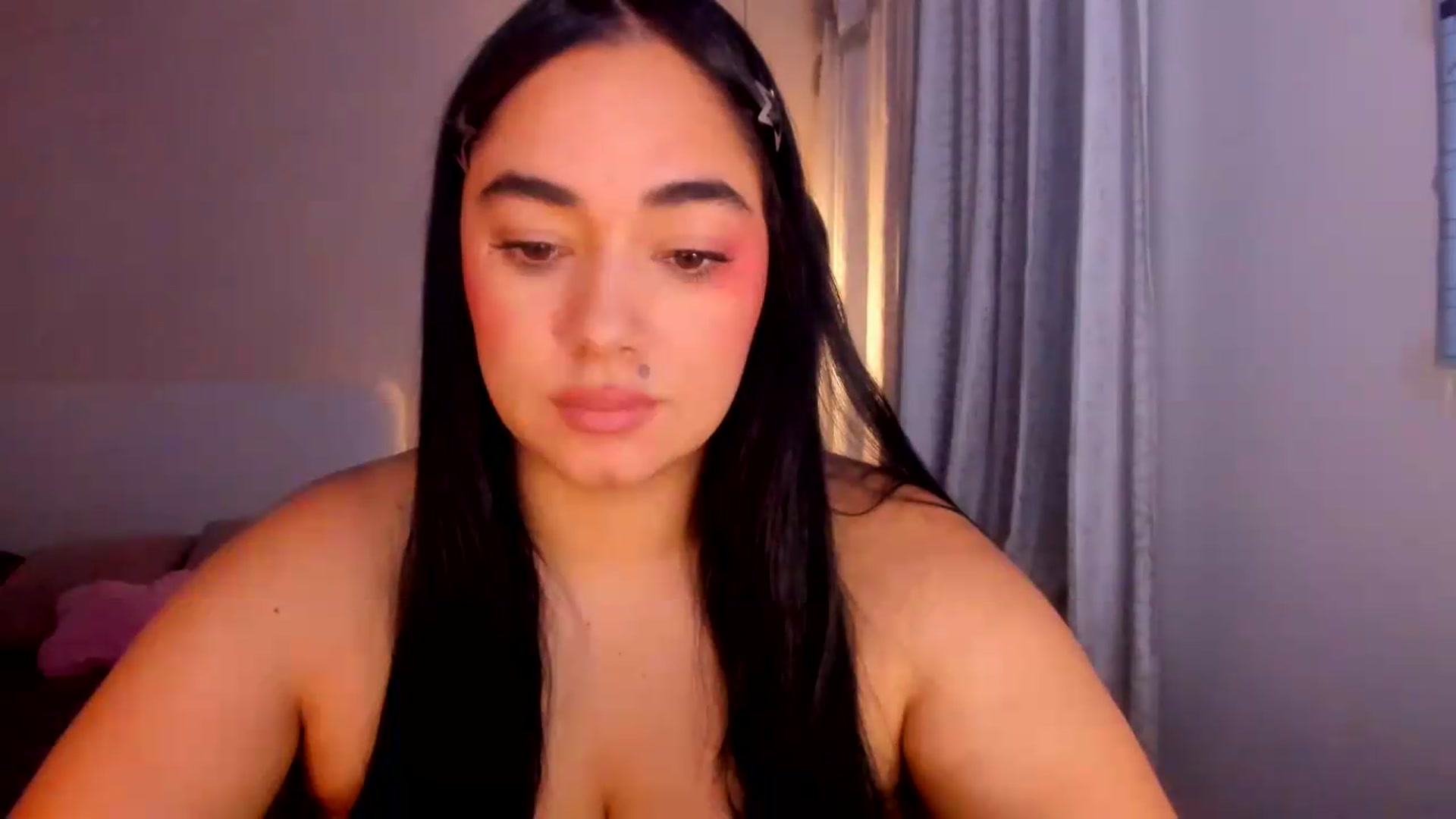 Gallery image thumbnail from CamiiHerrera's myfreecams stream on, 09/08/2026, 07:42 image 6 of 20