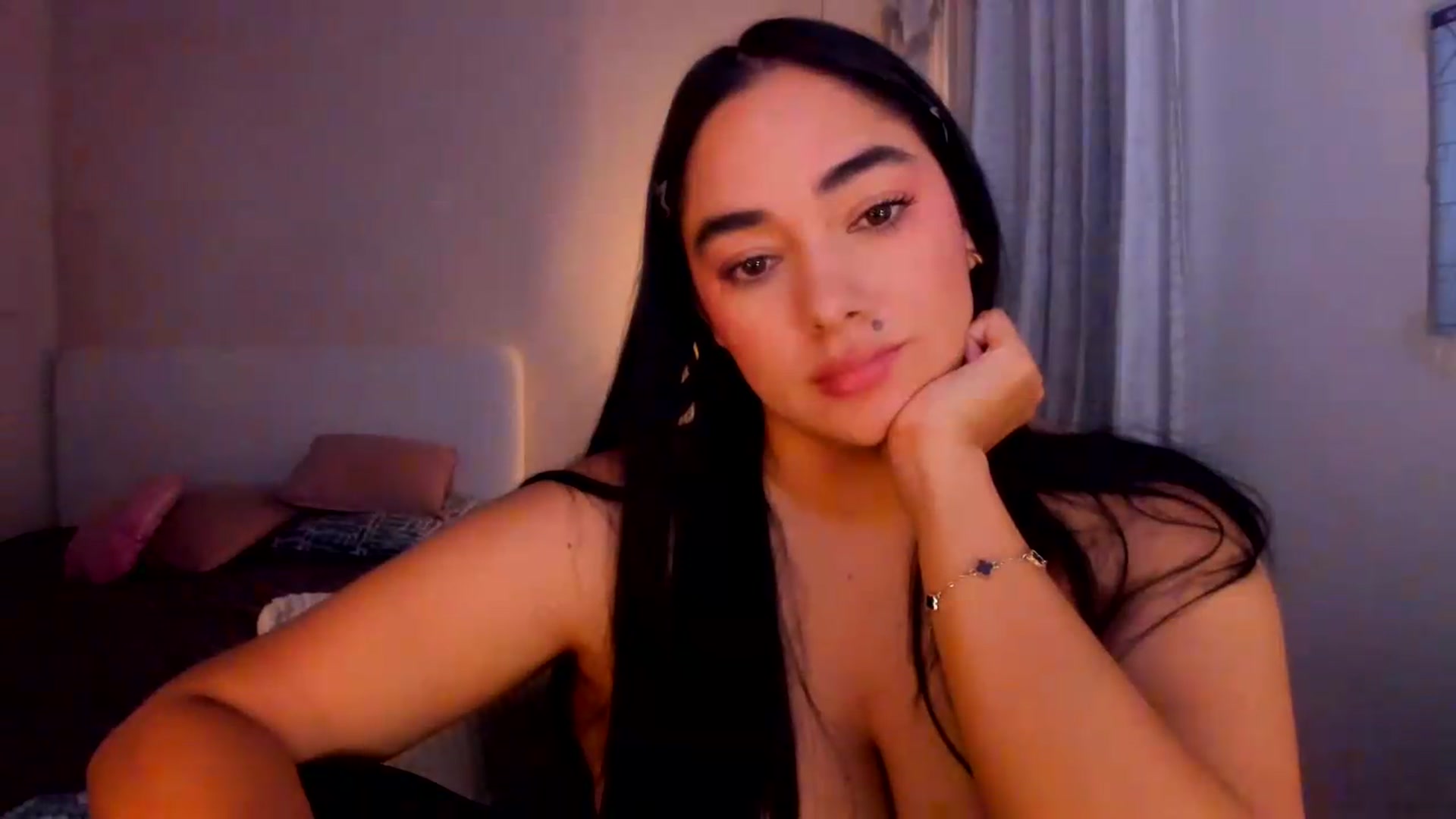 Gallery image thumbnail from CamiiHerrera's myfreecams stream on, 09/08/2026, 11:07 image 6 of 20