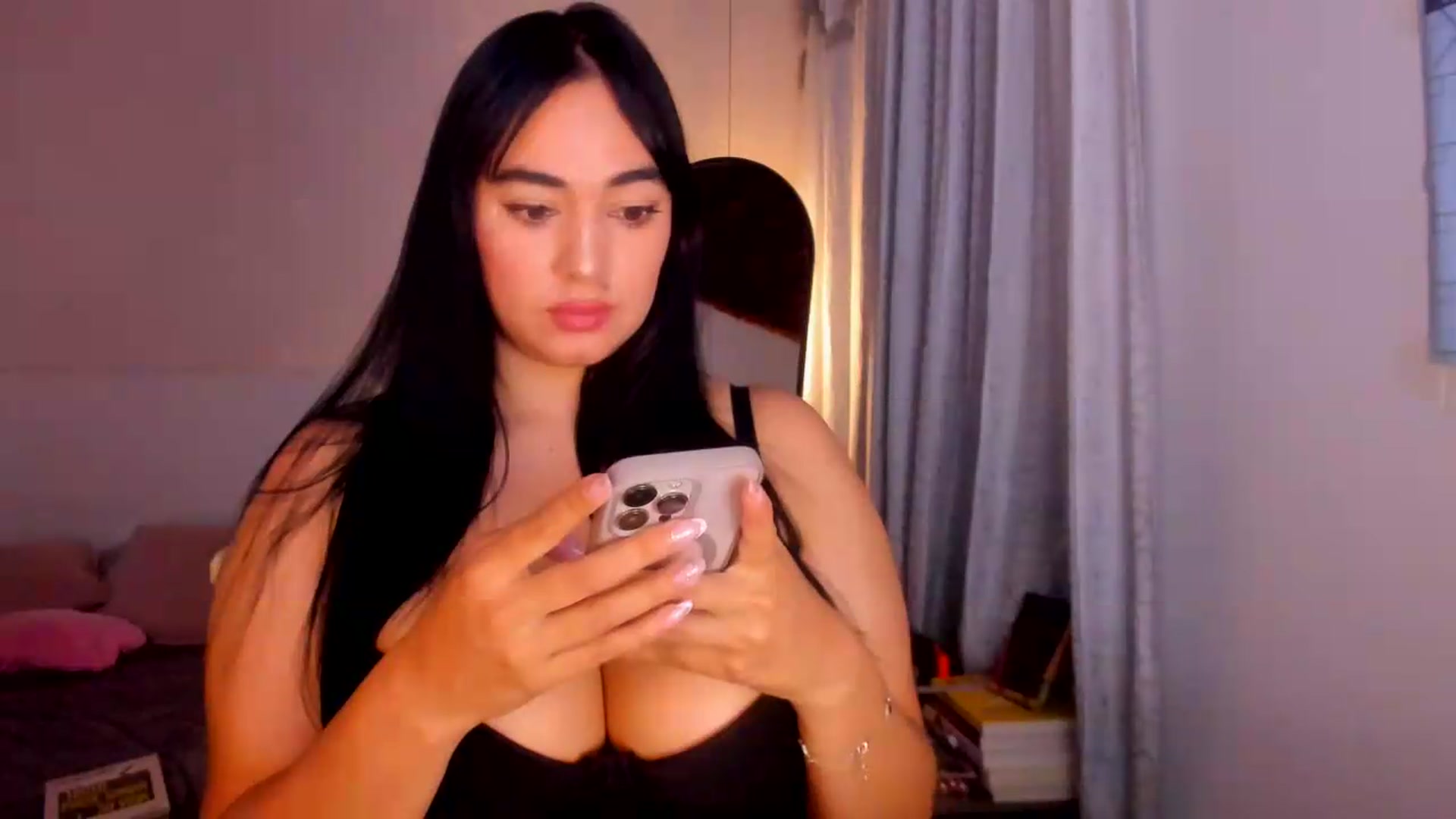Gallery image thumbnail from CamiiHerrera's myfreecams stream on, 09/09/2026, 07:48 image 8 of 20