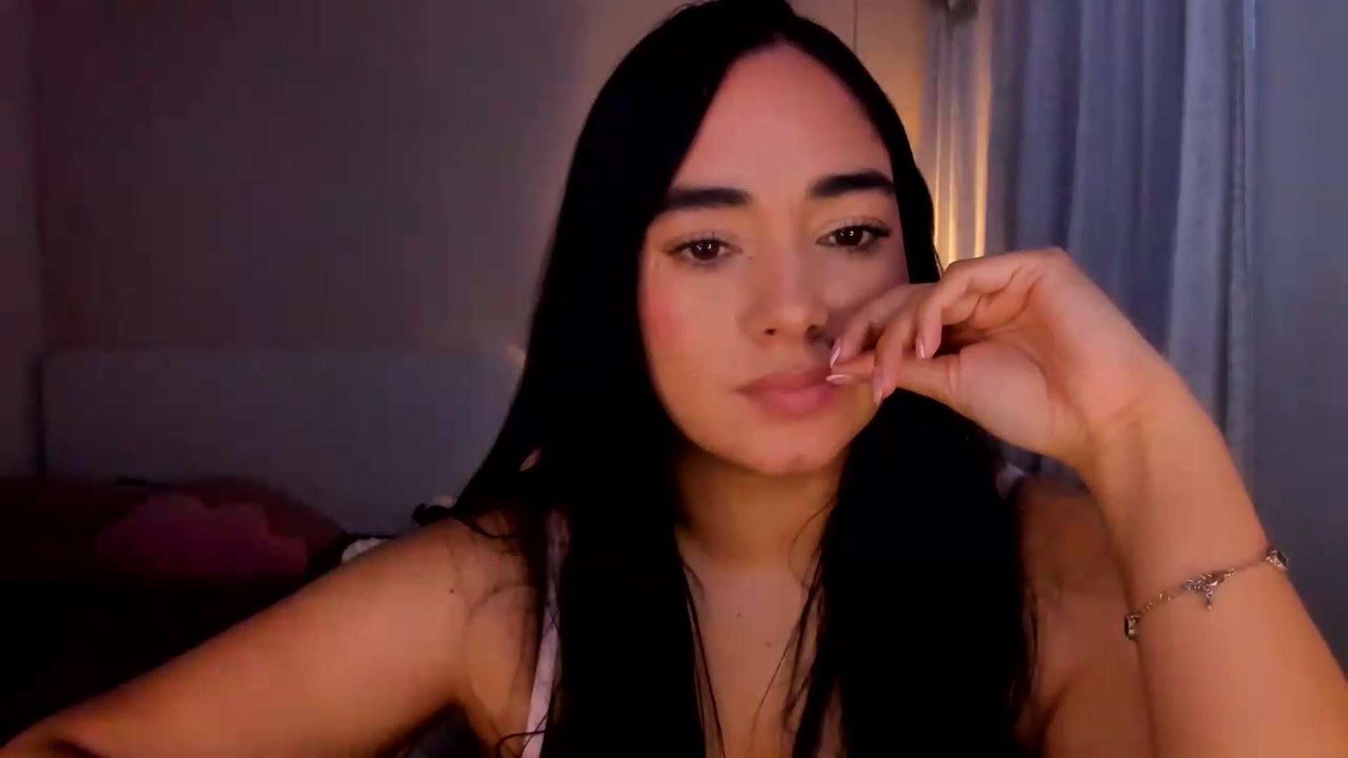 Gallery image thumbnail from CamiiHerrera's myfreecams stream on, 09/11/2026, 11:21 image 20 of 20