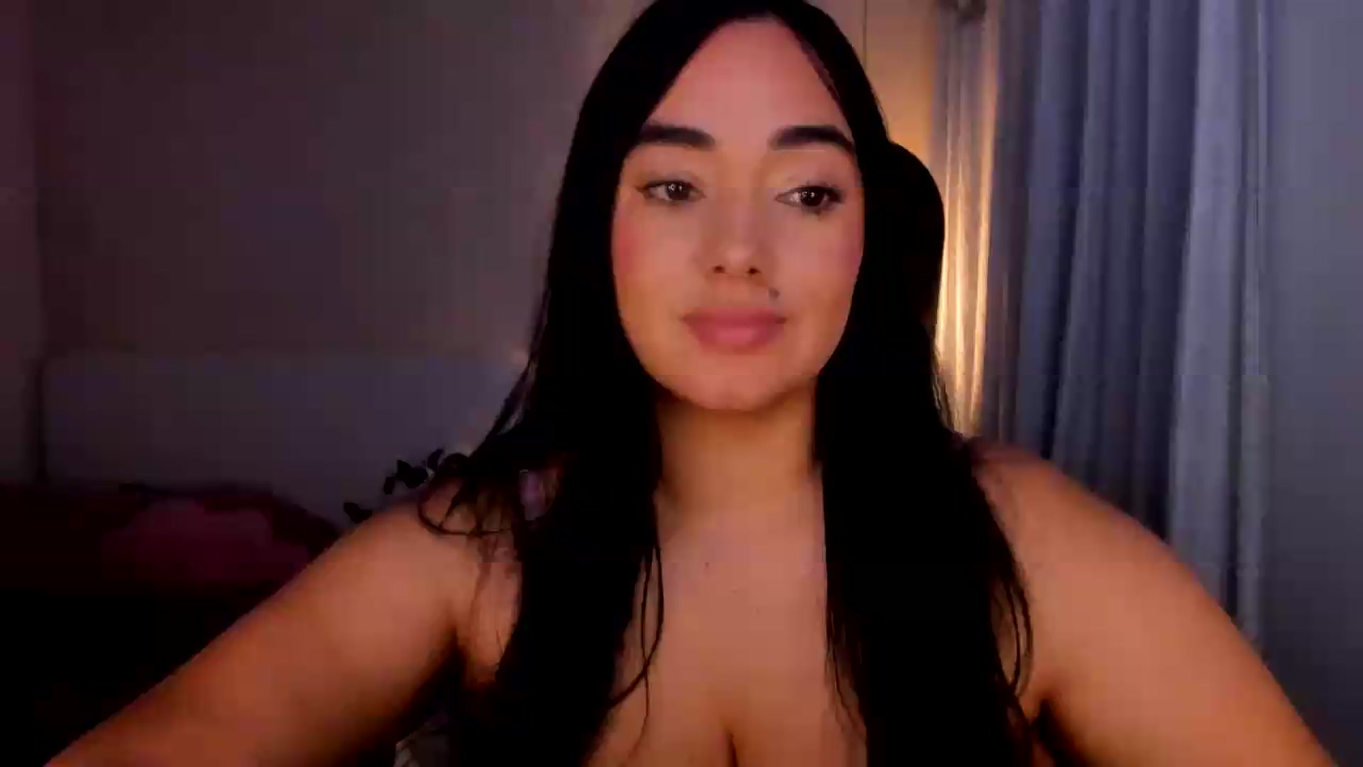 Gallery image thumbnail from CamiiHerrera's myfreecams stream on, 09/11/2026, 11:21 image 15 of 20