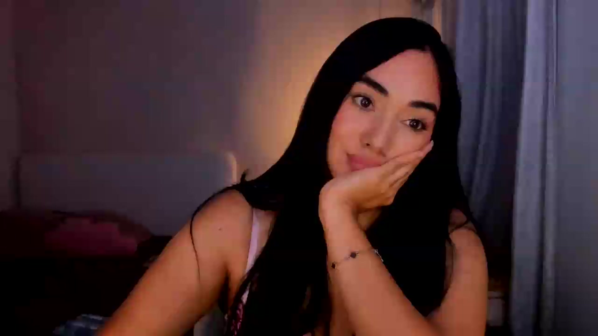 Gallery image thumbnail from CamiiHerrera's myfreecams stream on, 09/11/2026, 11:21 image 3 of 20